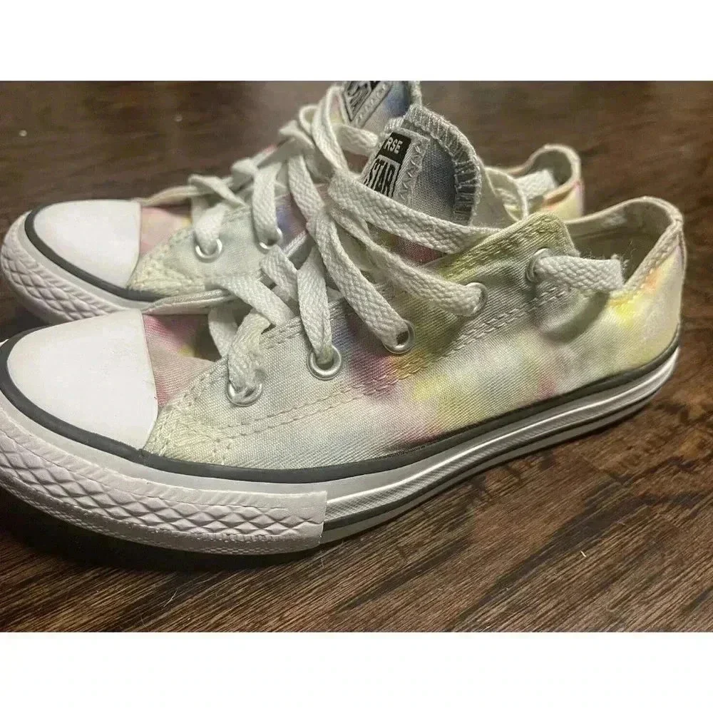 Girls, Tie-dye Converse Shoes, size‎ 2